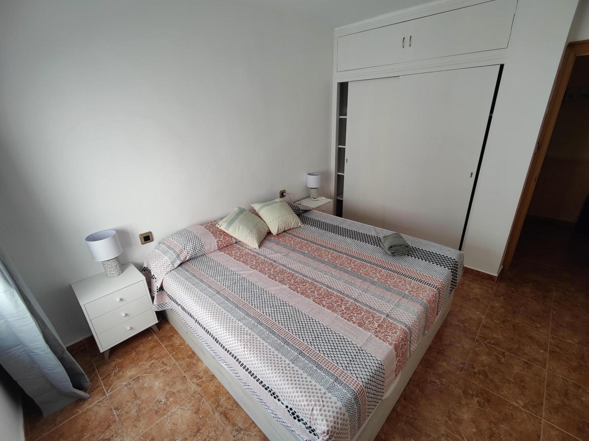 Sunny Flat With Balcony And Sea Views Lägenhet Cambrils Exteriör bild